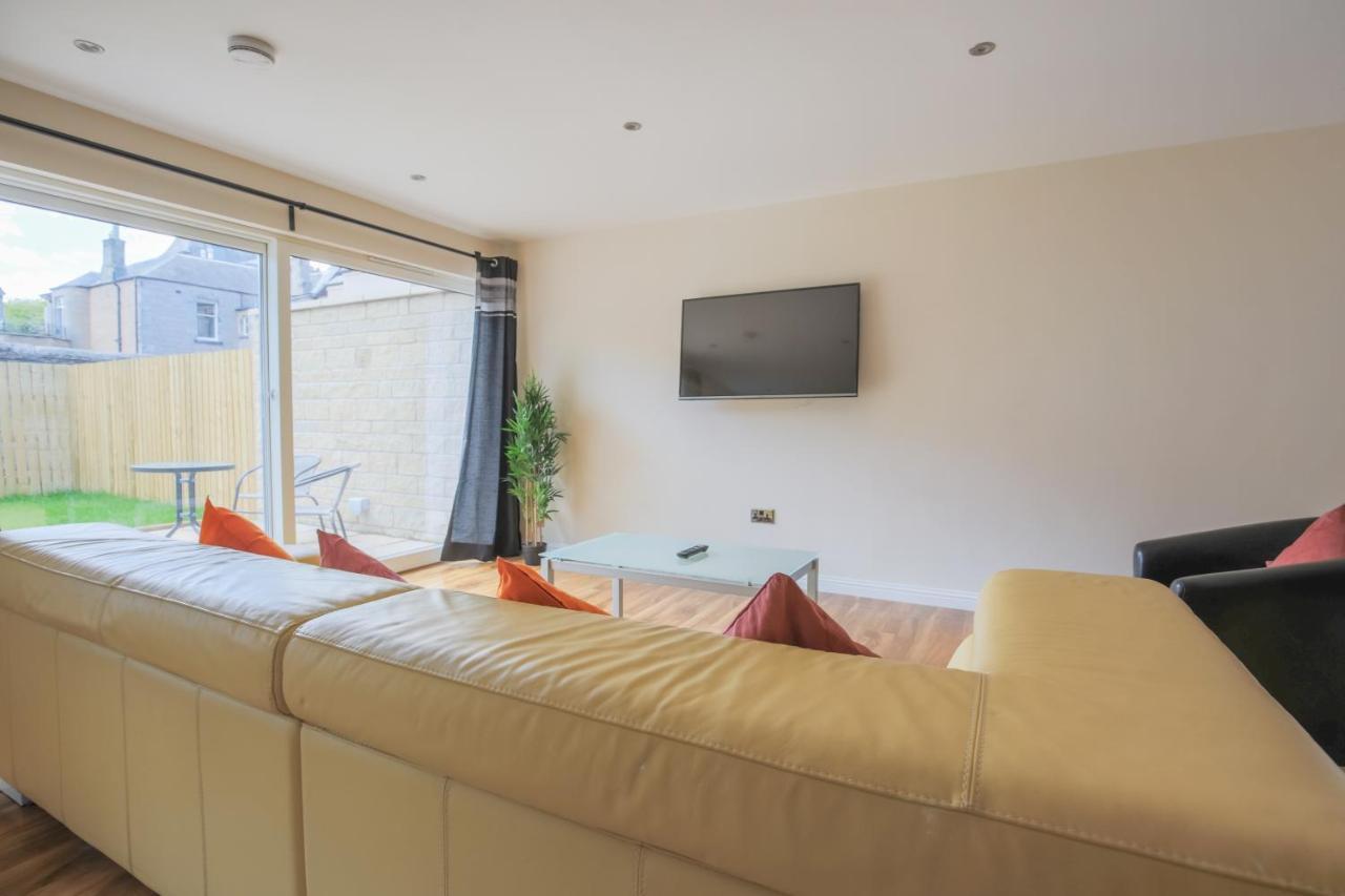 Stylish Modern Newly Built Apartment 15 Min From City Centre Edinburgh Exterior photo