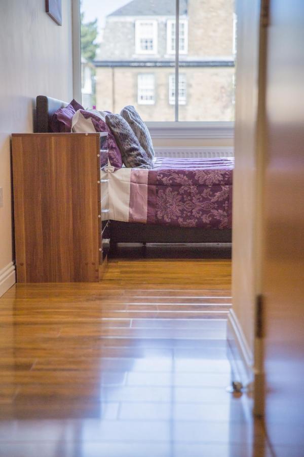 Stylish Modern Newly Built Apartment 15 Min From City Centre Edinburgh Exterior photo